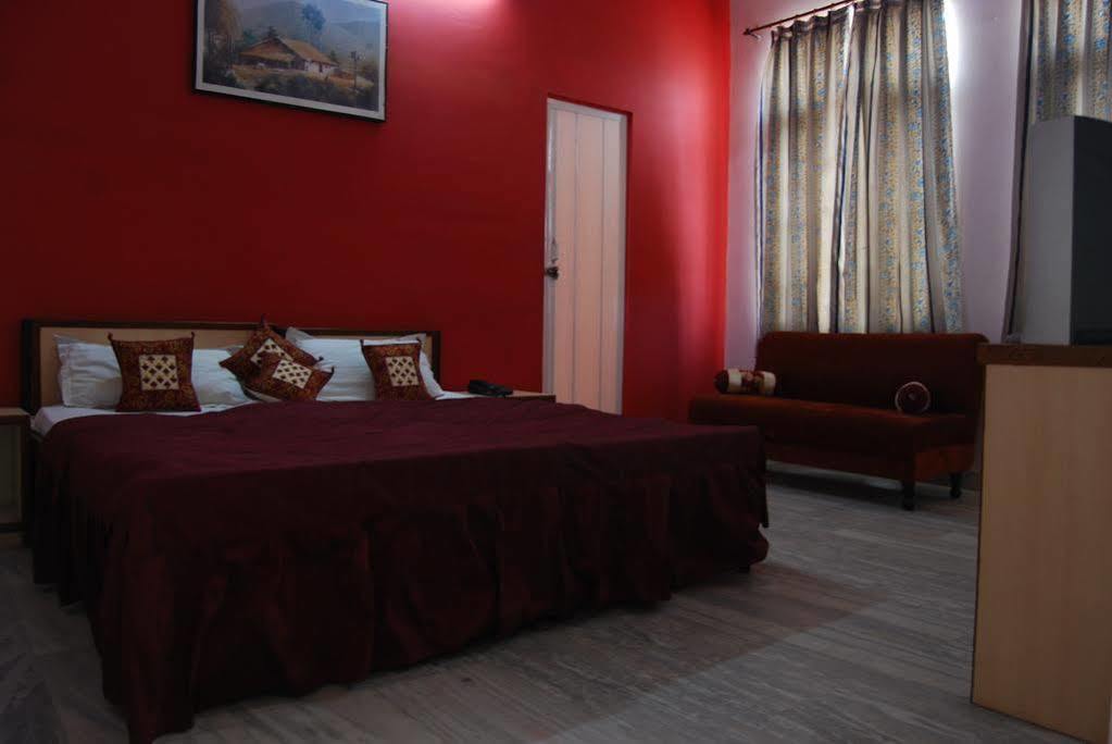 Laxmi Niwas Hotel 3*