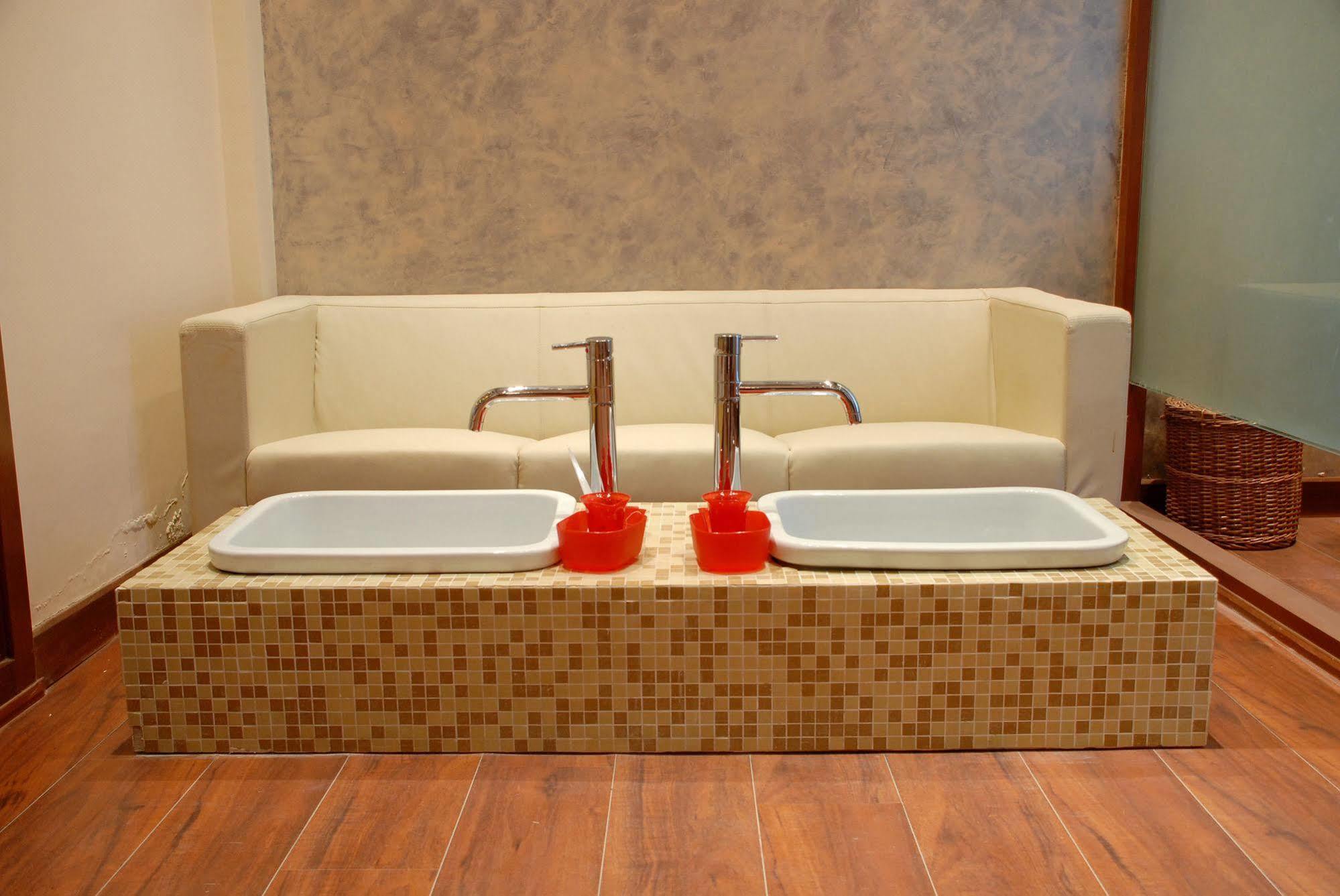 Cambay Grand Kukas 4*