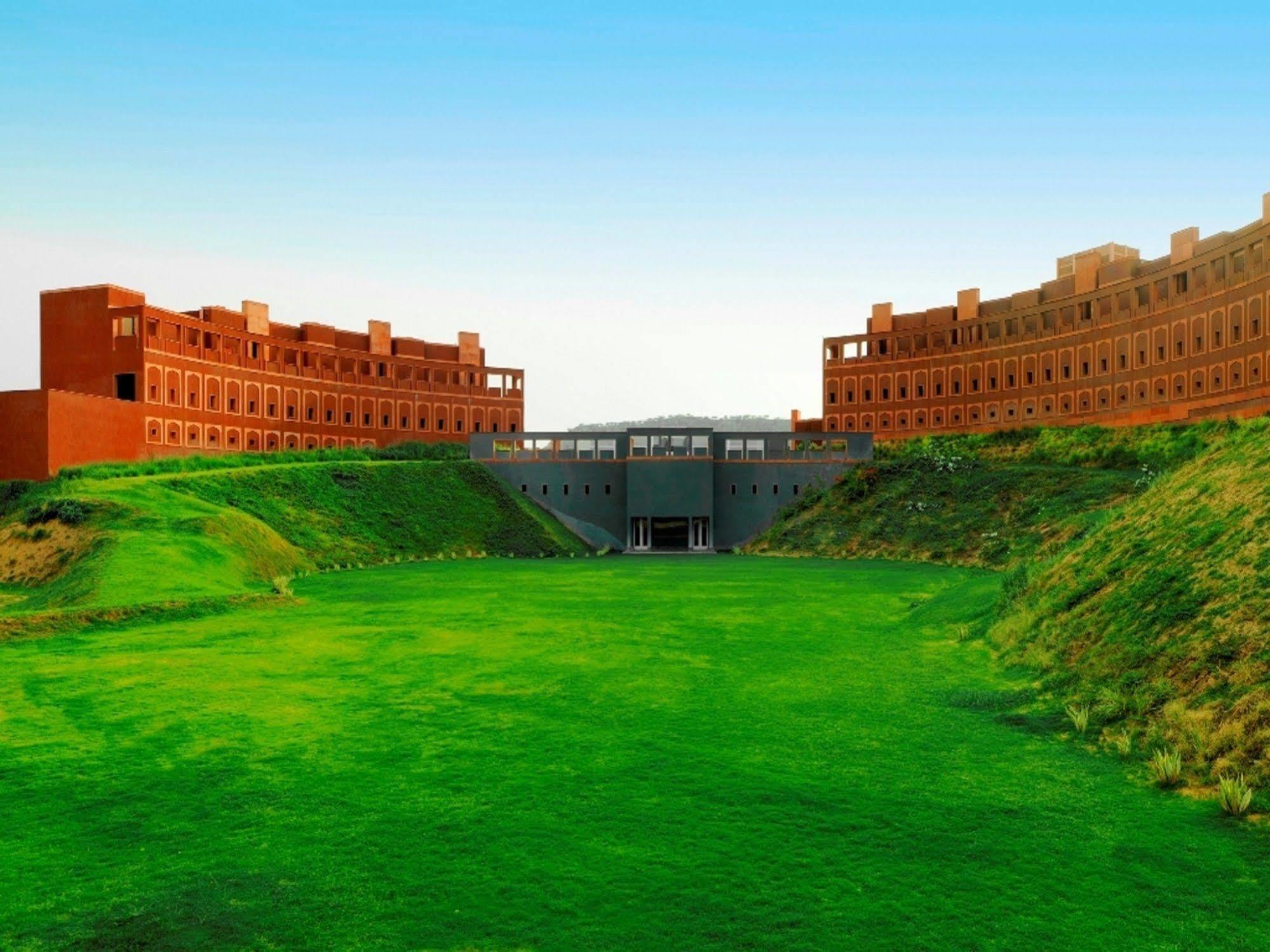 Resort Taj Devi Ratn & Spa, 5*