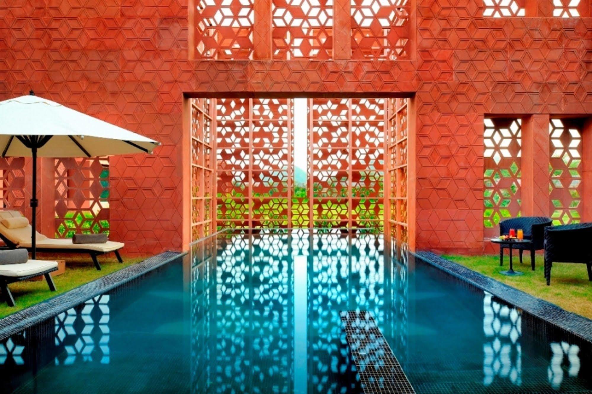 Taj Devi Ratn & Spa, Resort