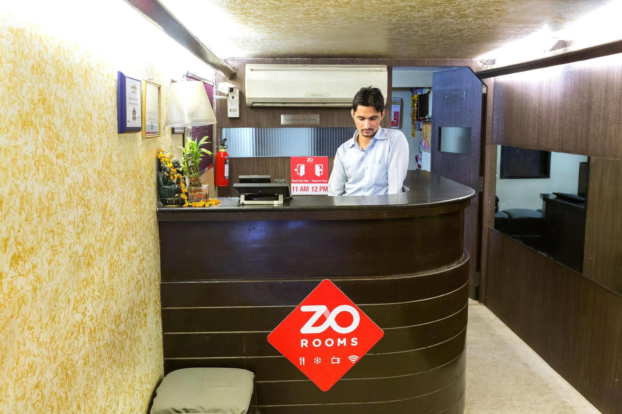 Acacia Hotel