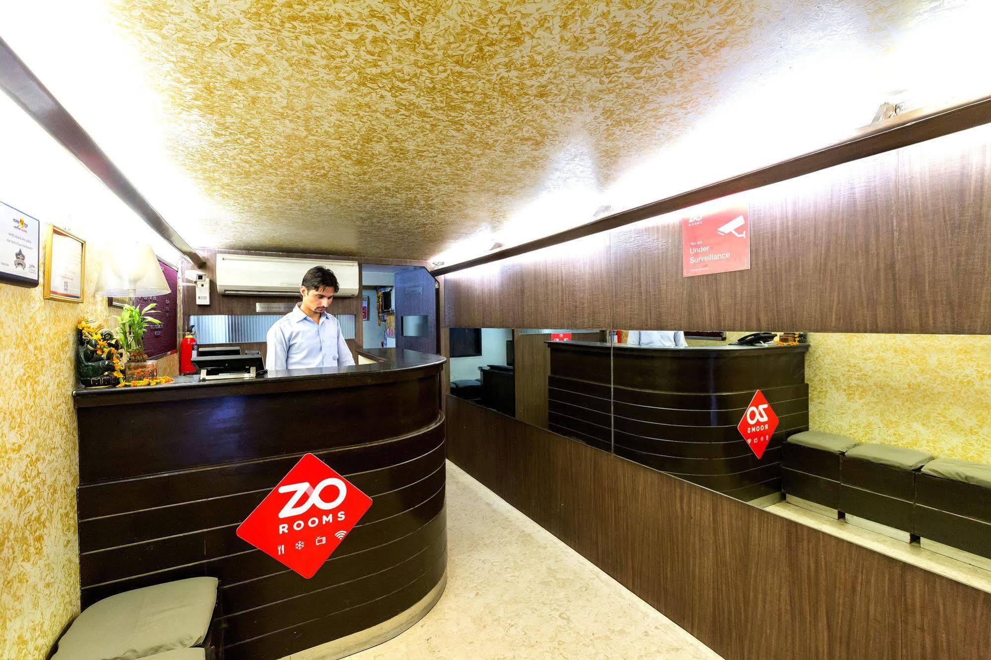 Acacia Hotel