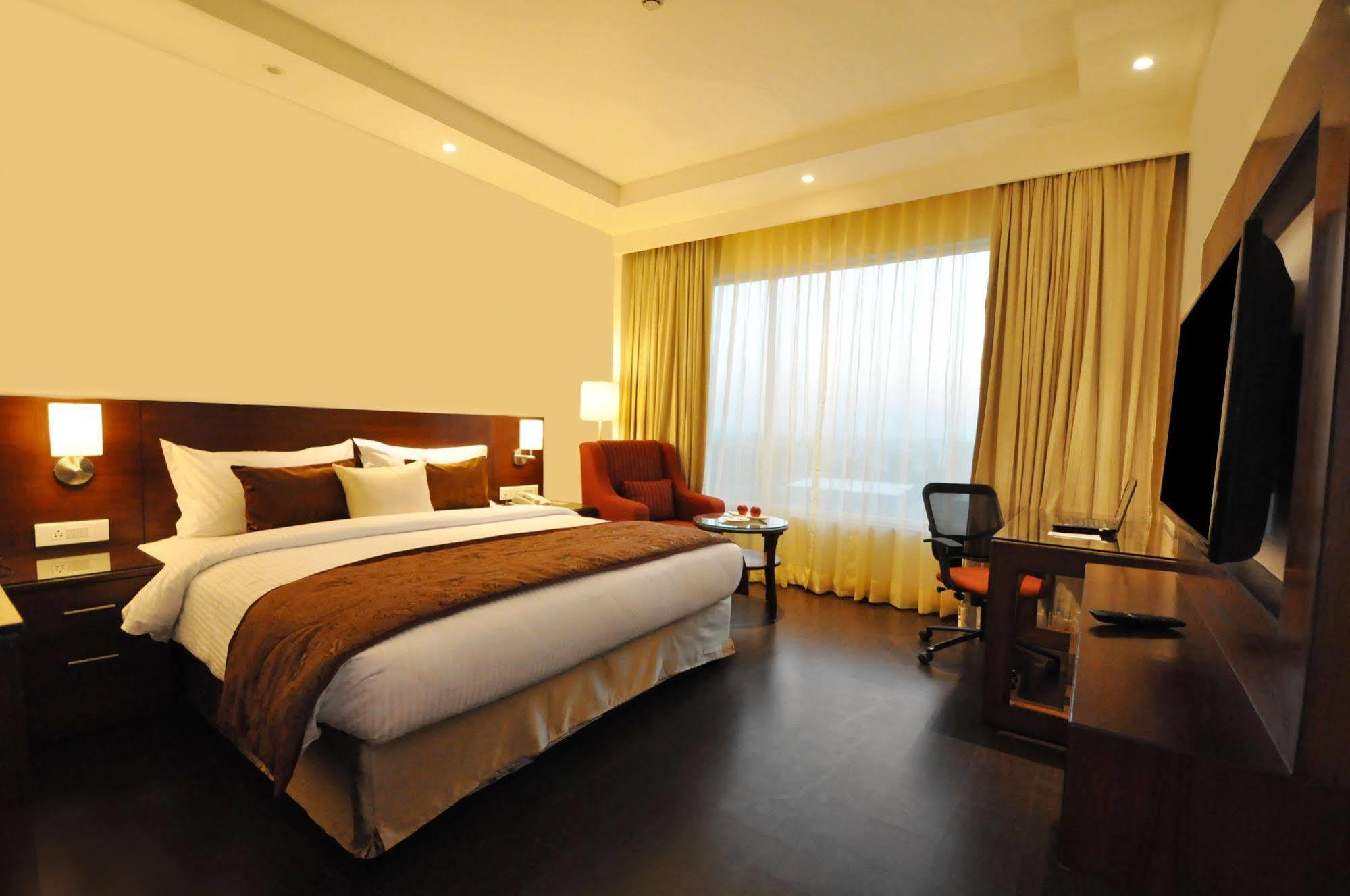 Hotel Marigold 4*