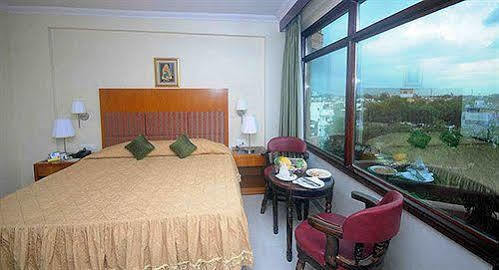 Hotel Palace 2*