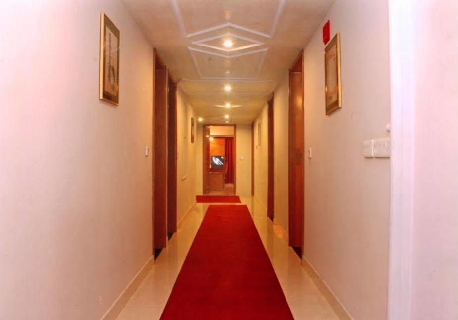 Oyo 15359 Kachandeep Hotel Jaipur