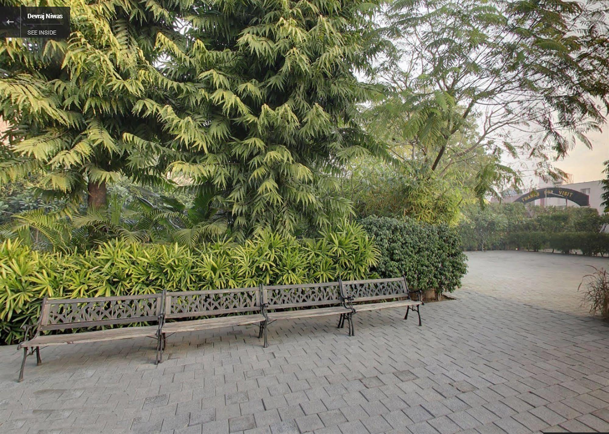 Hotel Devraj Niwas