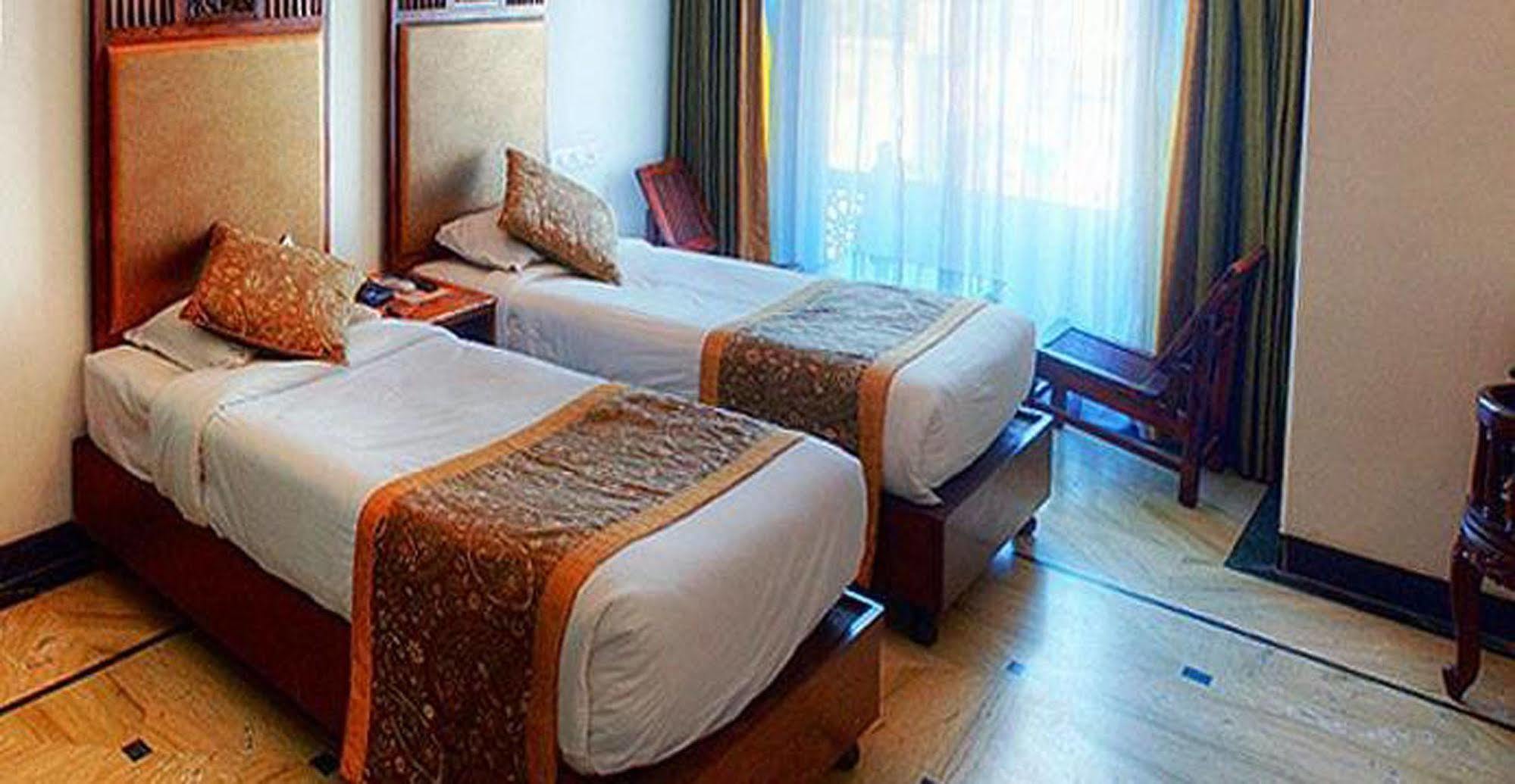 Nahargarh Haveli-near Train Station Metro 3* Jaipur