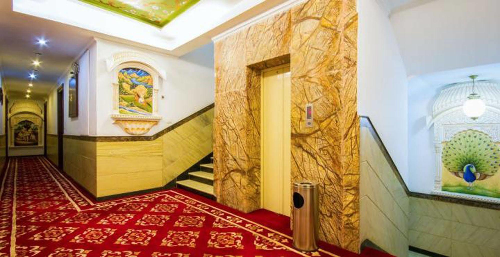 Nahargarh Haveli-near Train Station Metro Hotel