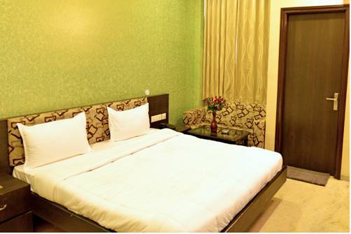 Hotel Royal View