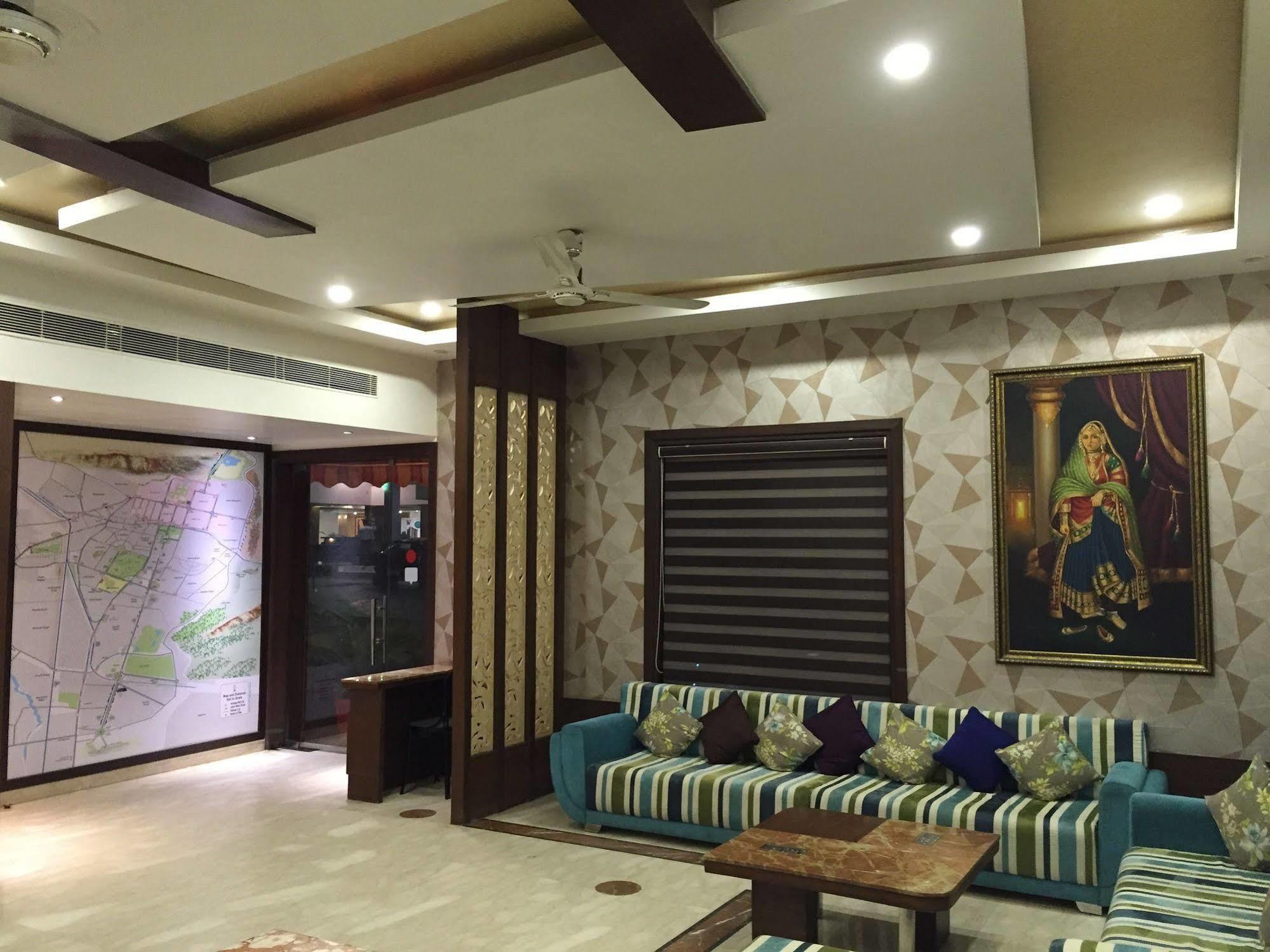 Hotel Ratnawali - A Vegetarian Heritage Jaipur