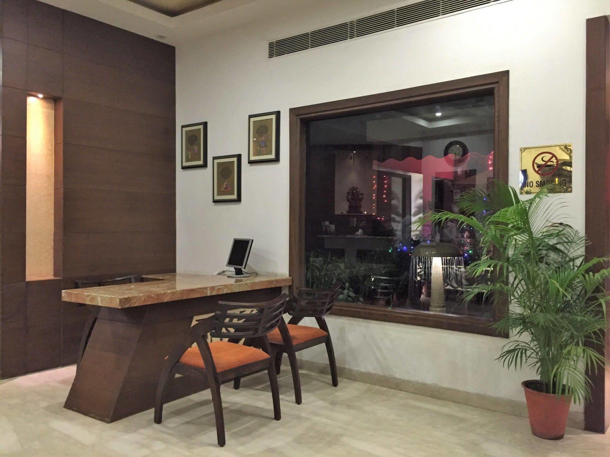 Ratnawali - A Vegetarian Heritage Hotel 3*