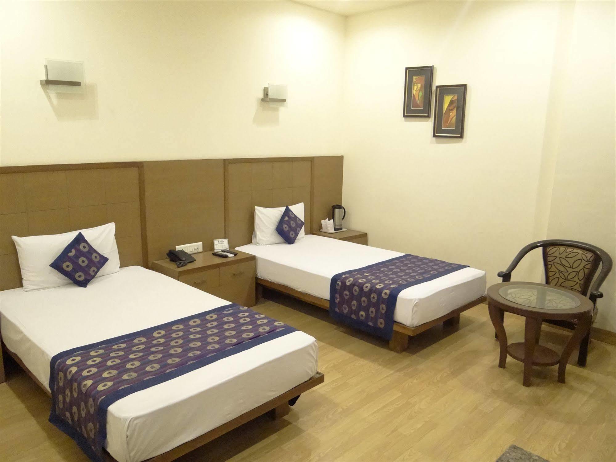 Ratnawali - A Vegetarian Heritage Hotel 3*