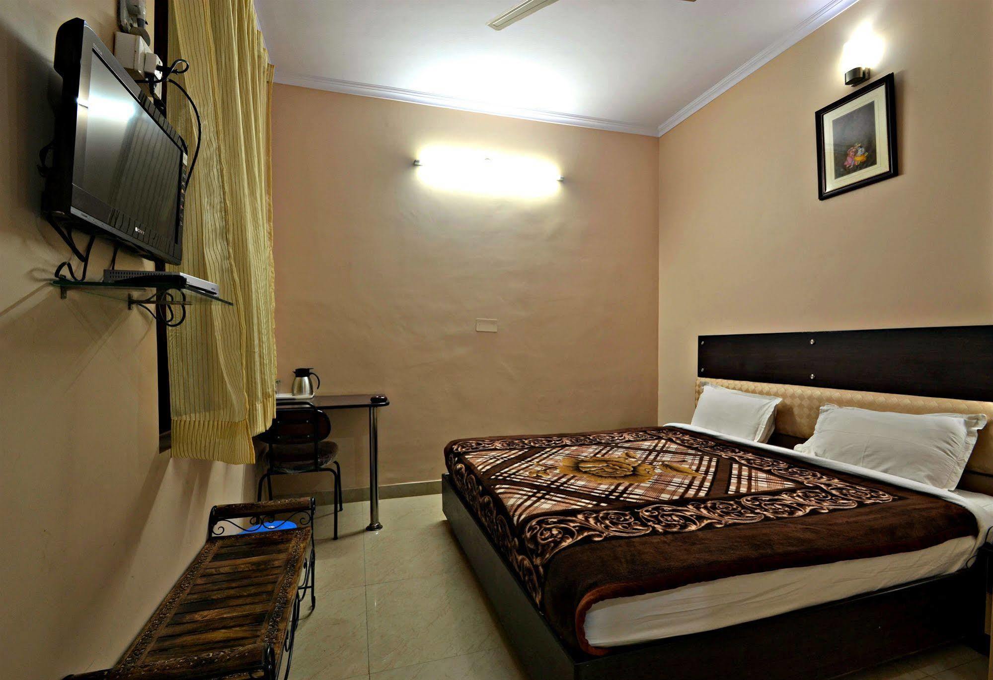 Ram Singh Palace Hotel Jaipur
