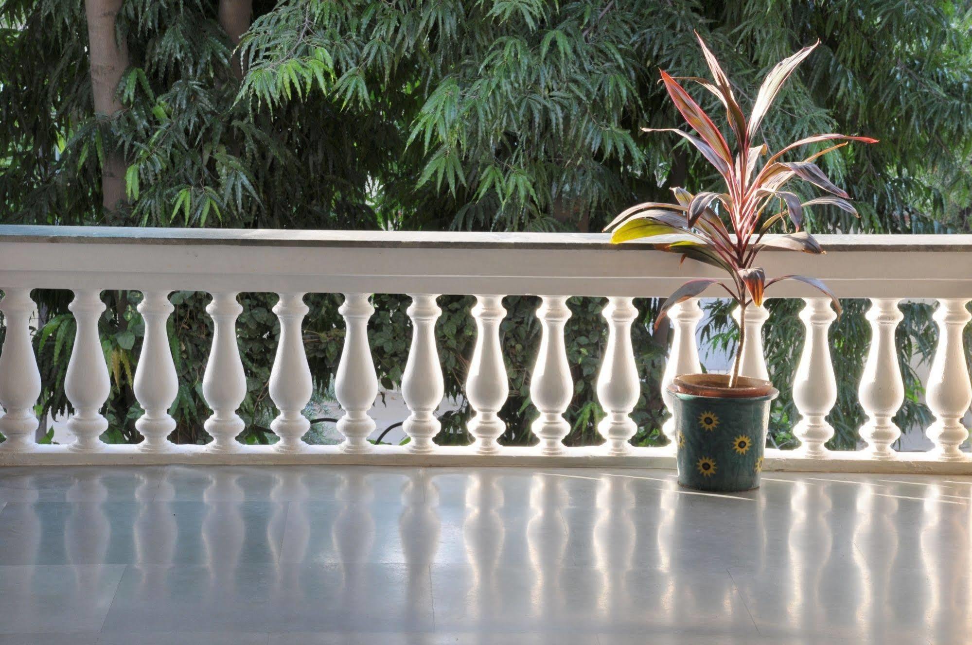 Tara Niwas Hotel