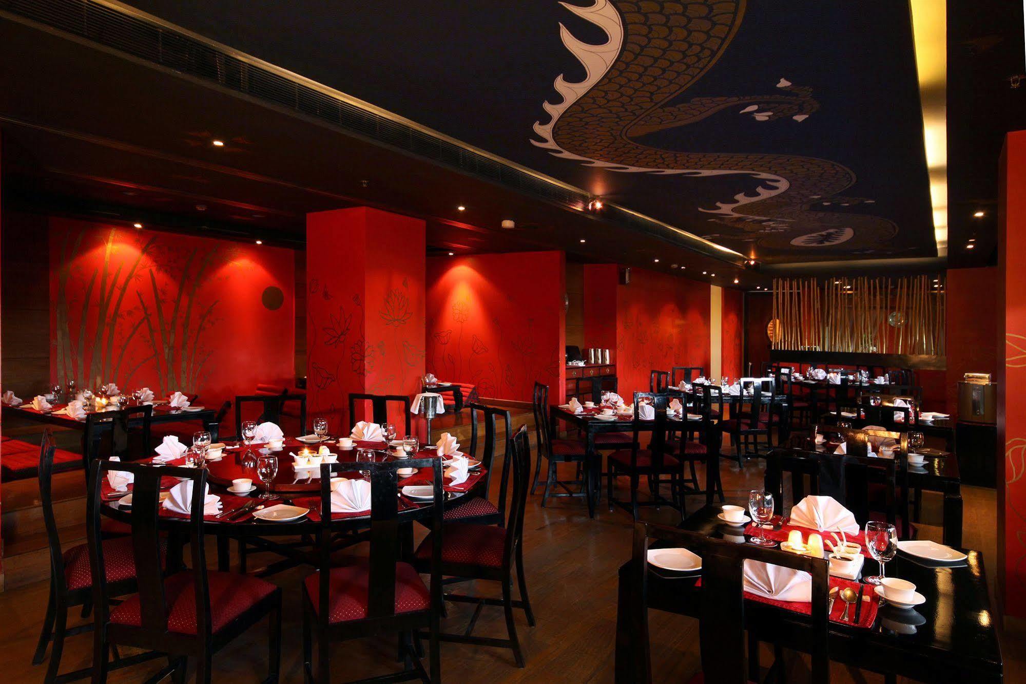 Radisson Center 5* Jaipur