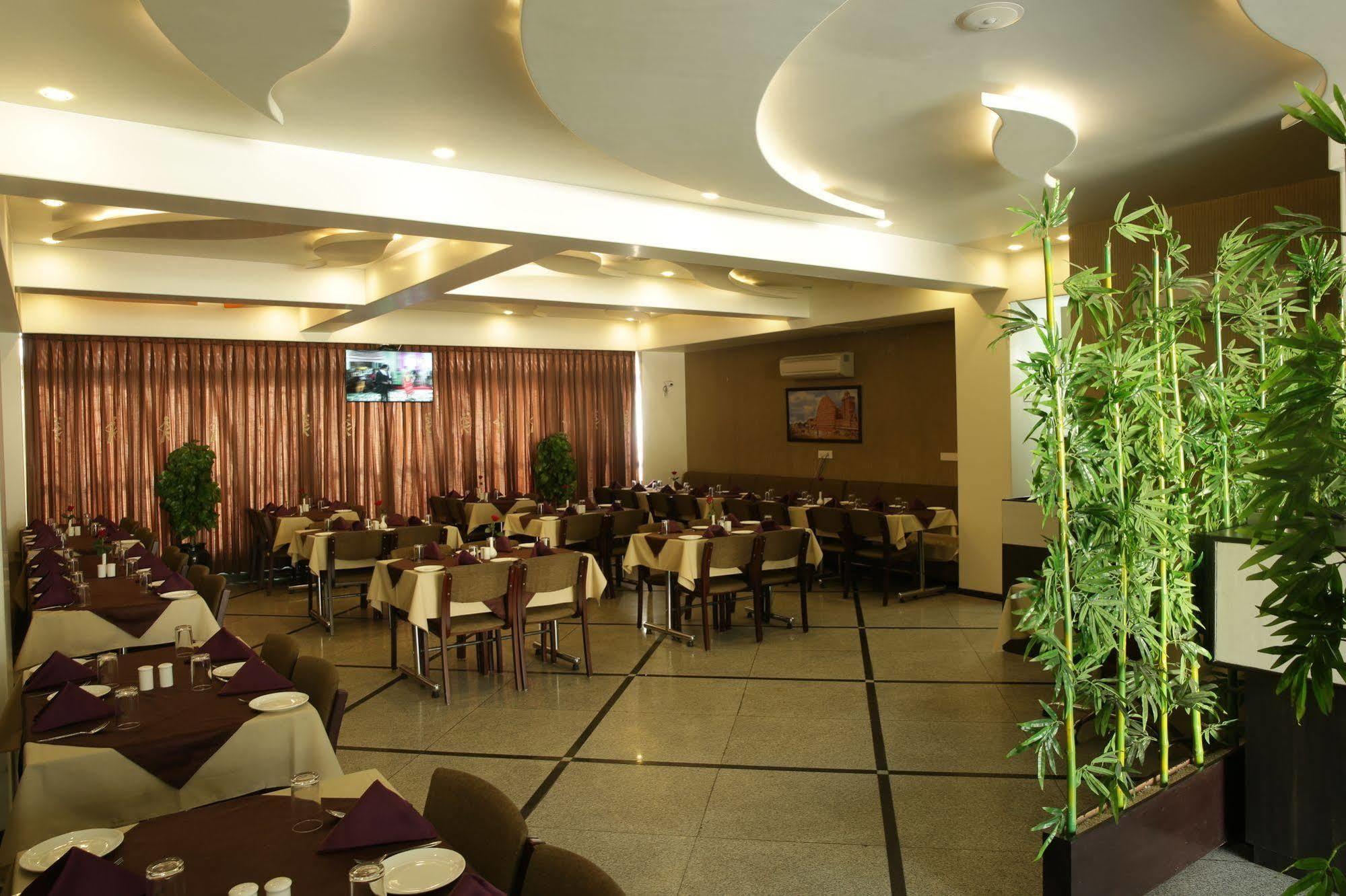 Harsh Paradise 3* Jaipur