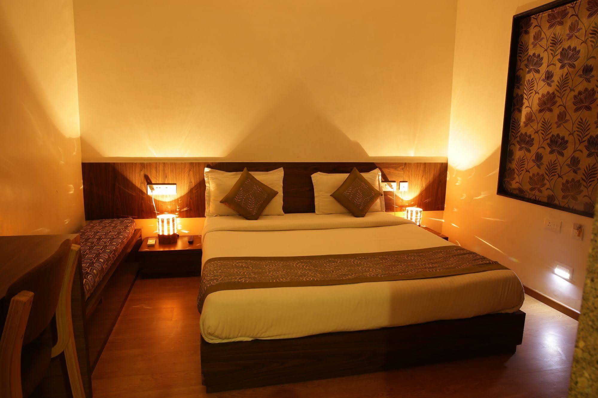 Hotel Harsh Paradise Jaipur