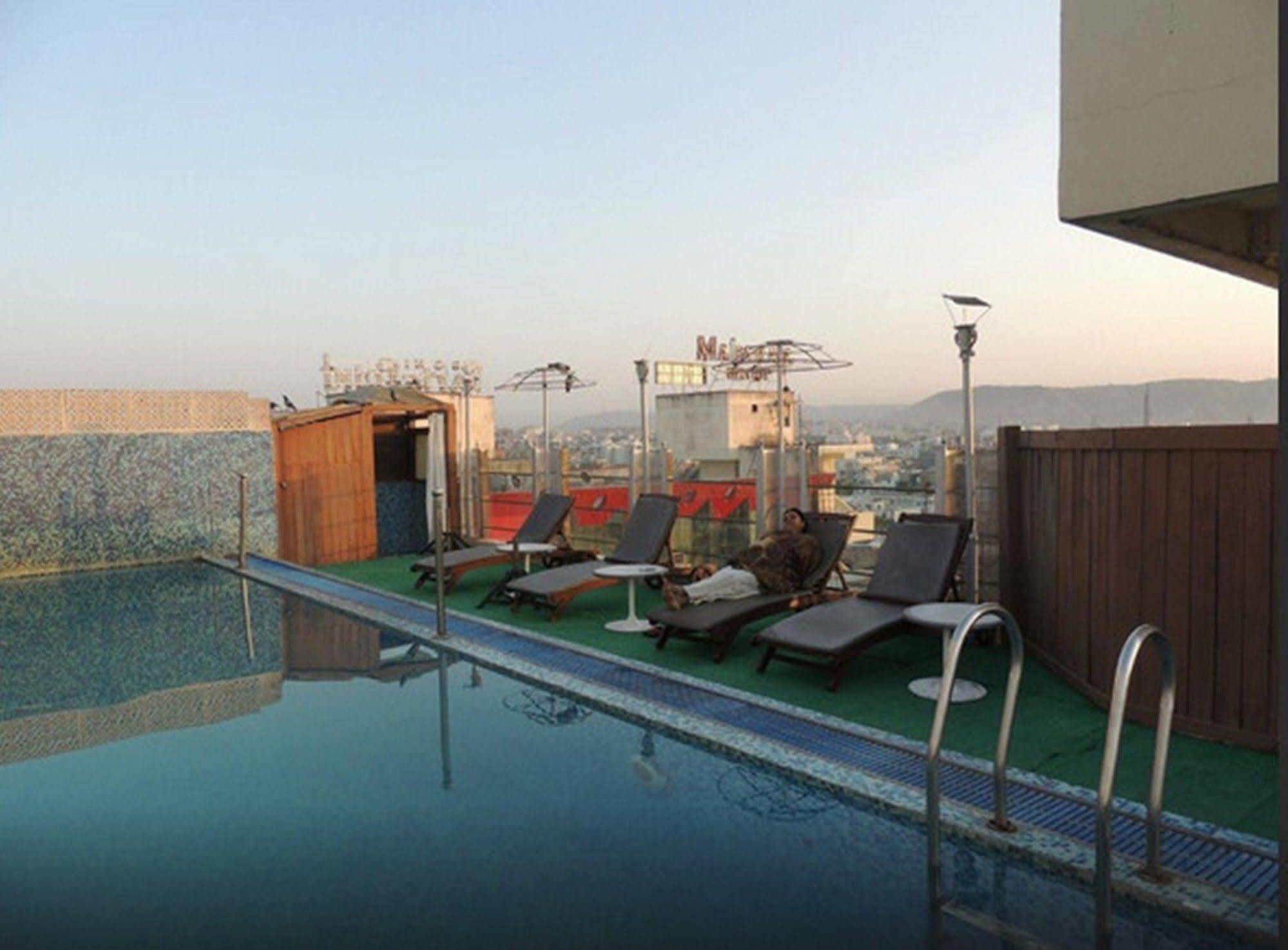 Royal Orchid Jaipur, Bani Park