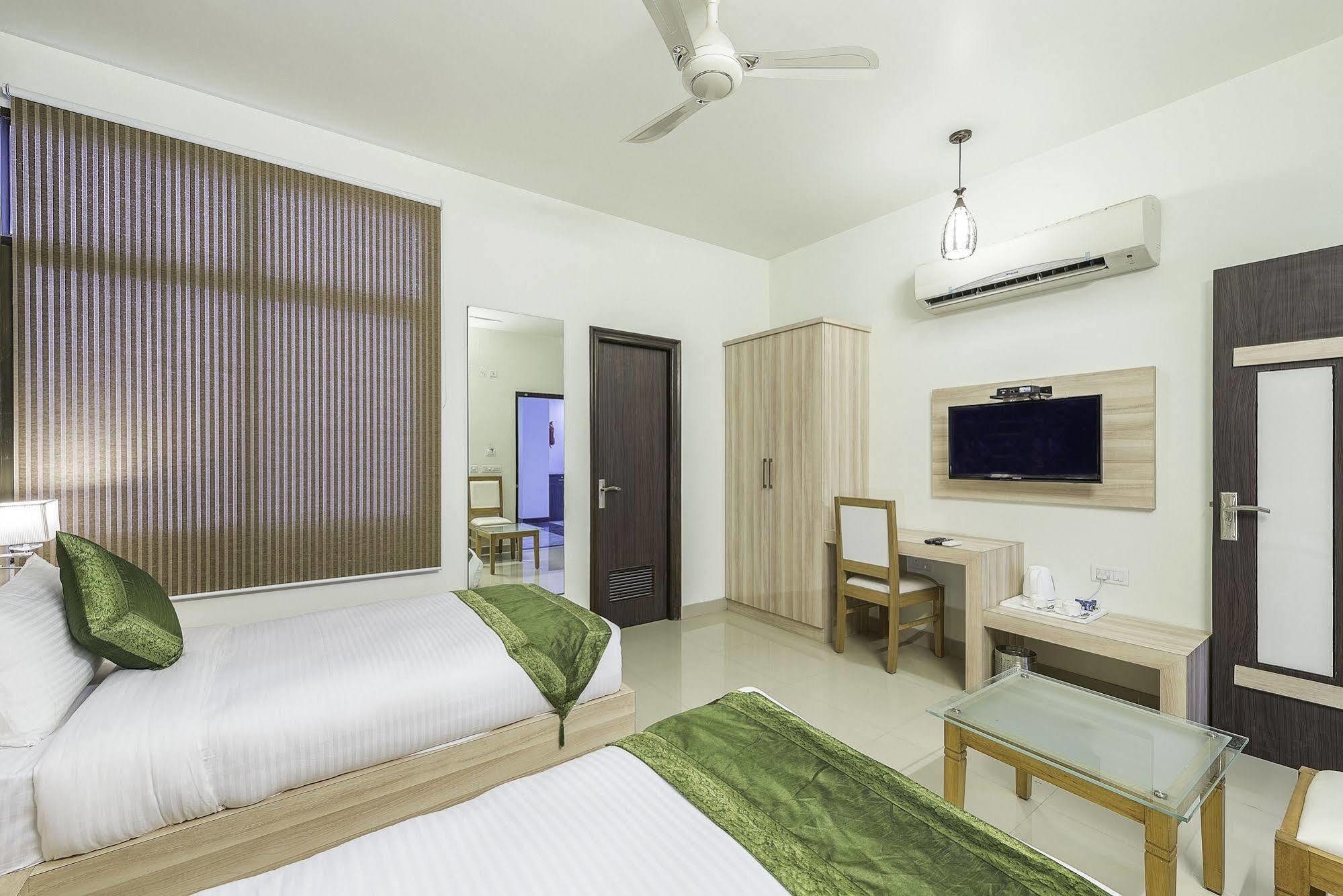 Inn Treebo Signature Malviya Nagar