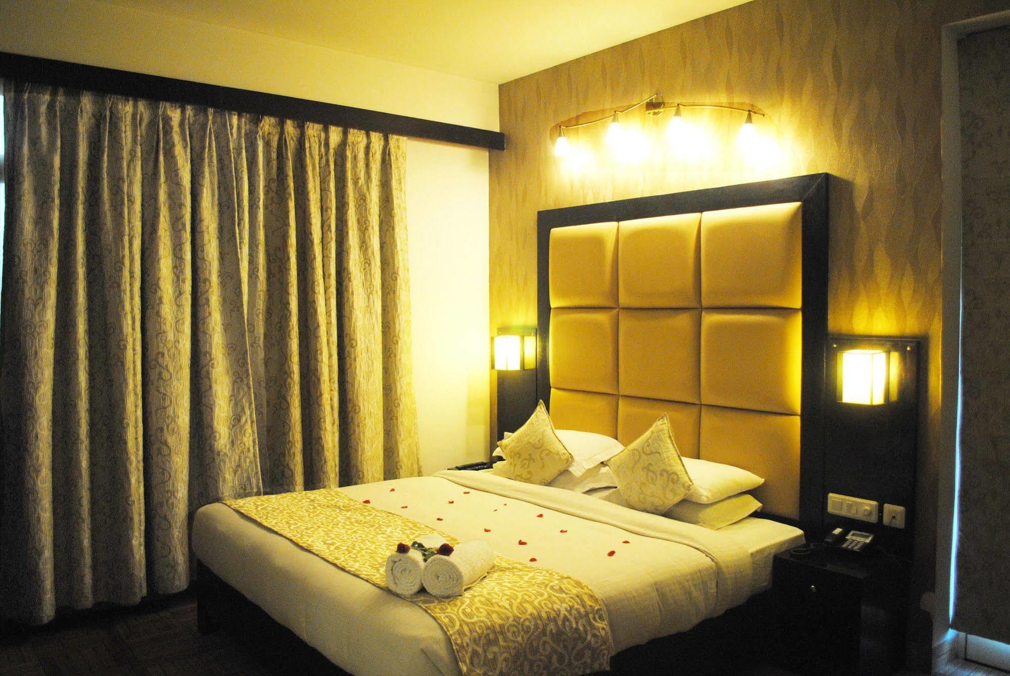 Hotel The Park Classic Jaipur