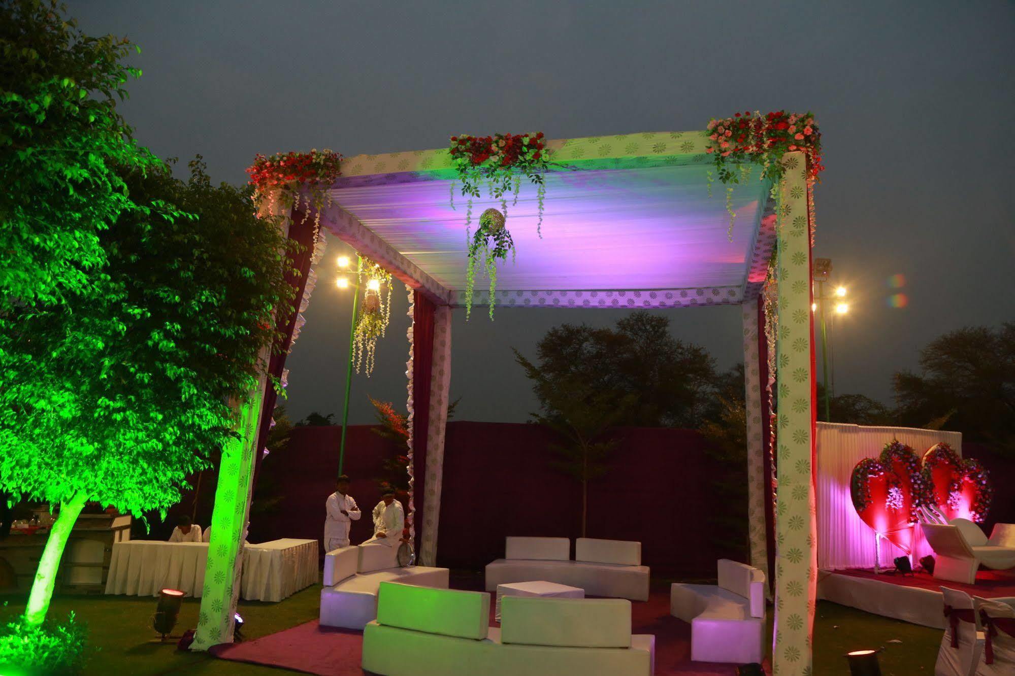Royal Celebration 3*