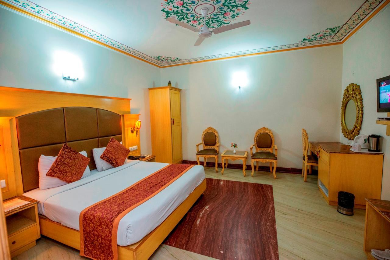 Nahargarh Haveli-near Train Station Metro Hotel Jaipur