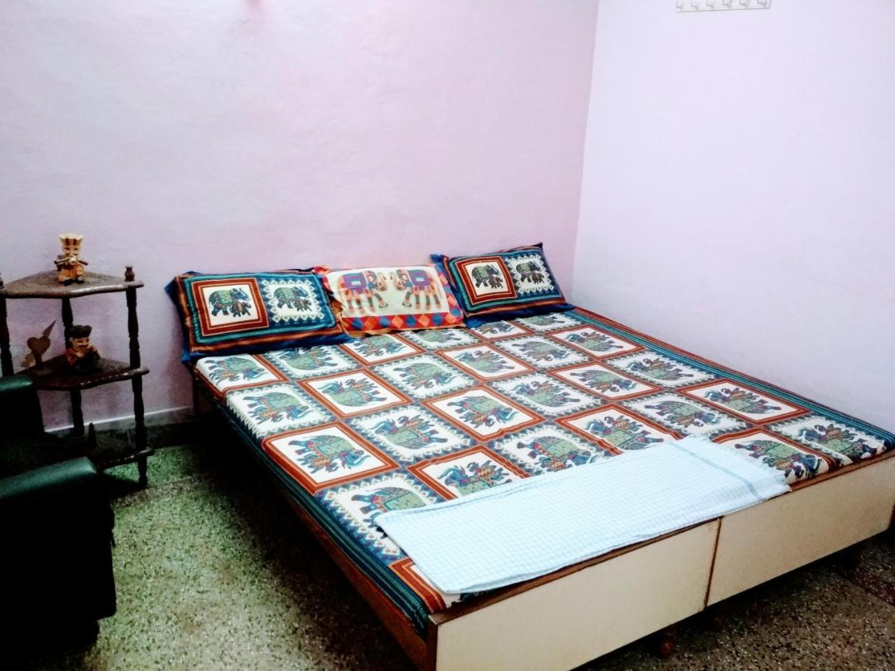 Hostel Jwala Niketan Guesthouse Private Rooms Jaipur