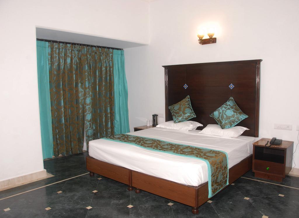 Nahargarh Haveli-near Train Station Metro Hotel Jaipur