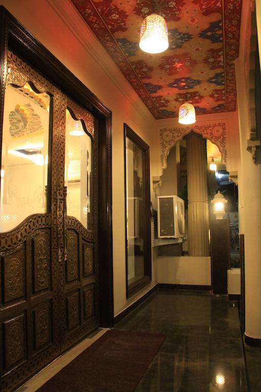 Nahargarh Haveli-near Train Station Metro Hotel 3*