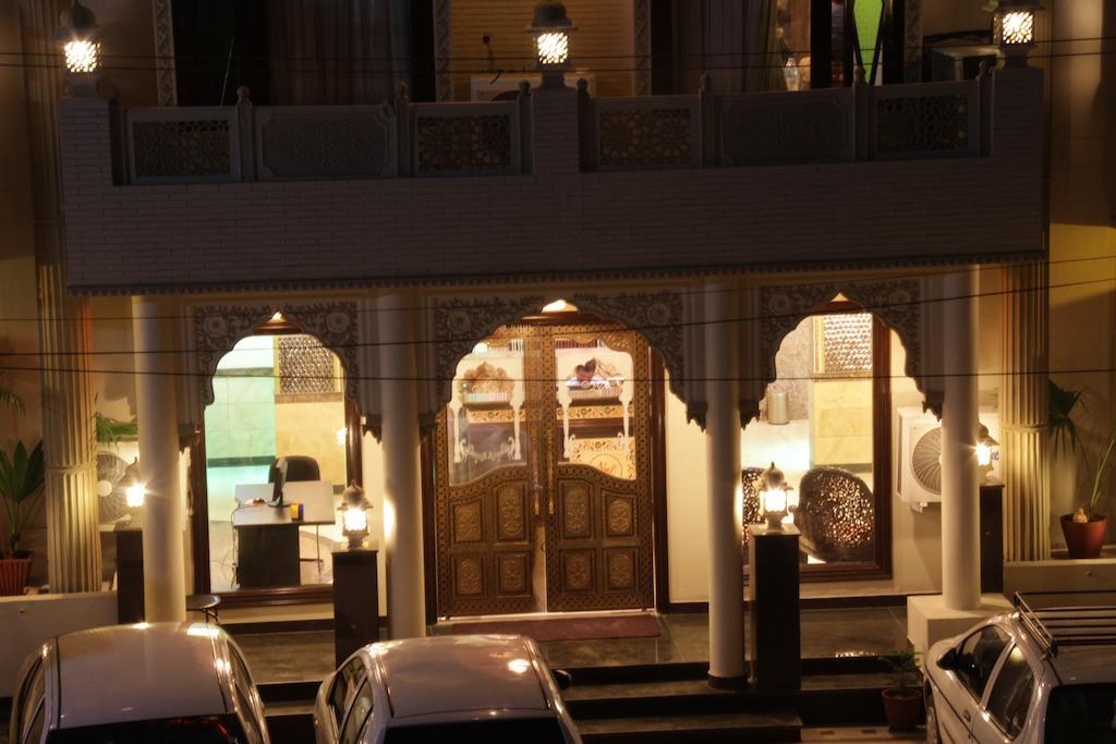 Hotel Nahargarh Haveli-near Train Station Metro Jaipur