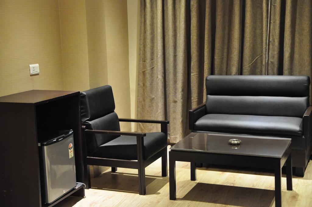 Imperial Hotel 2*