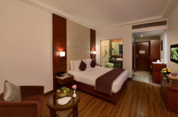 Hotel Paramount 3*