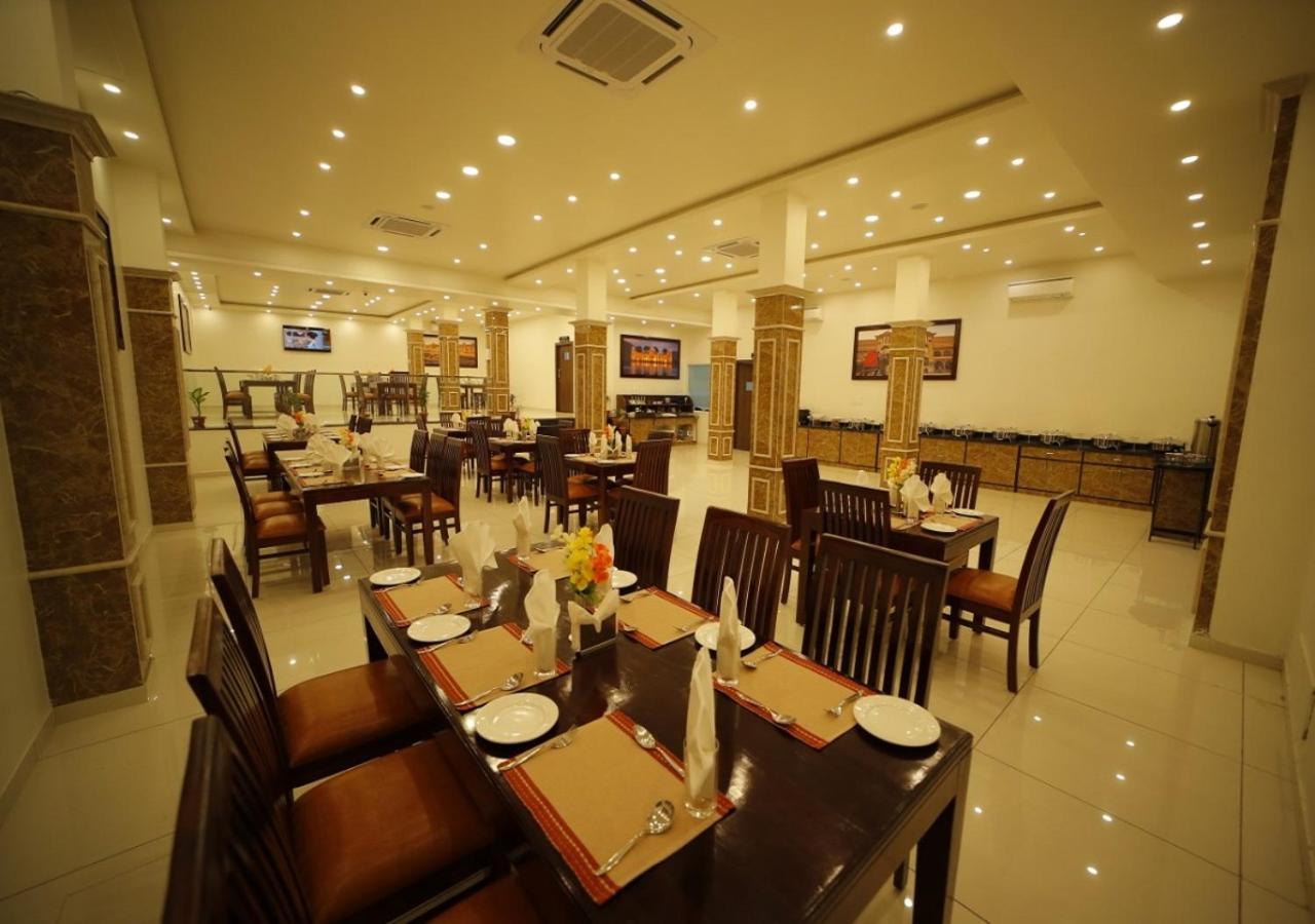 Hotel The Amer Valley Jaipur