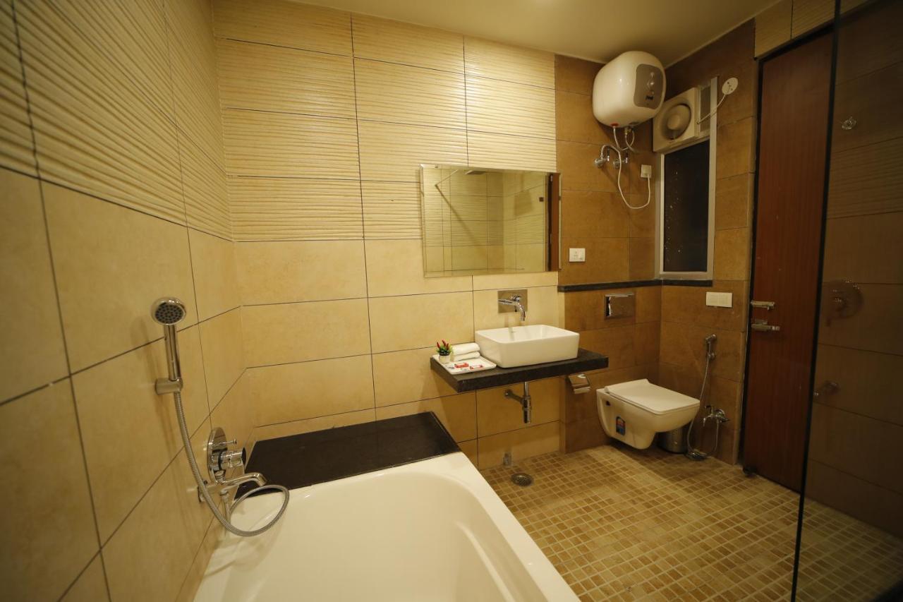 Hotel The Amer Valley 4*