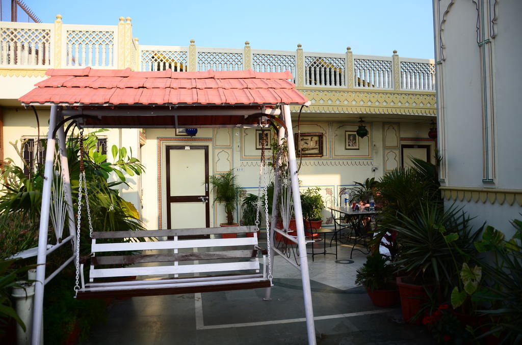Kalyan 3*