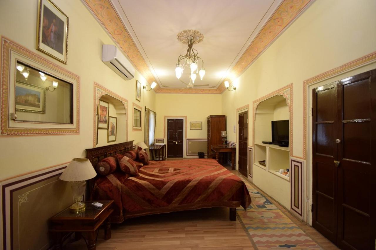 Hari Mahal Palace By Pachar Group Hotel 4*
