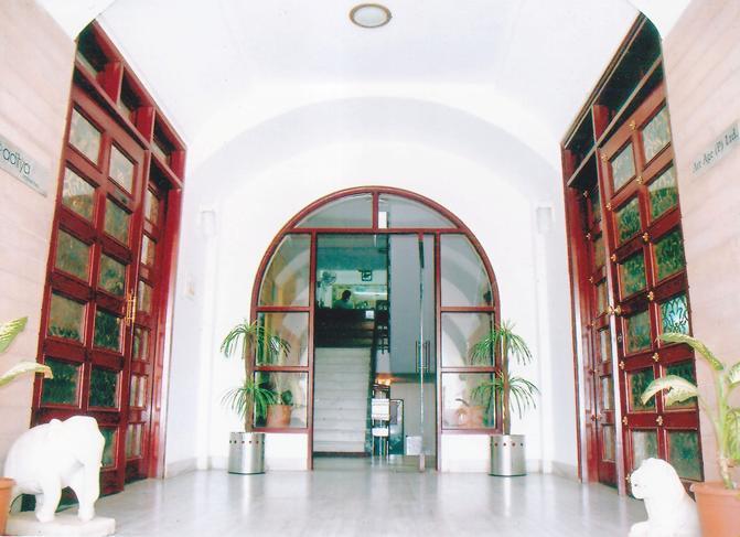 Aditya International Hotel 3*