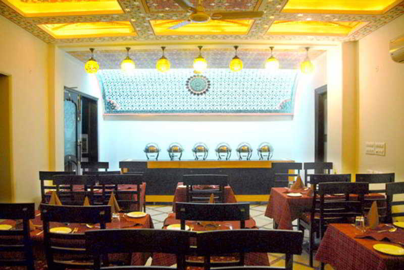 Nahargarh Haveli-near Train Station Metro Hotel Jaipur