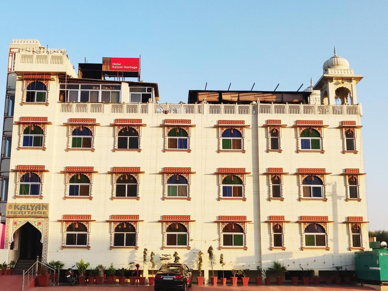 Hotel Kalyan Heritage 3*