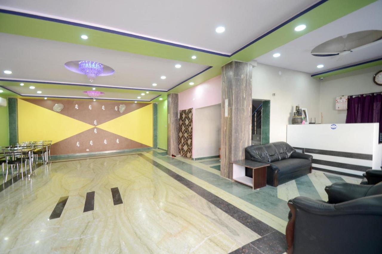 Hotel Oyo Blue Moon