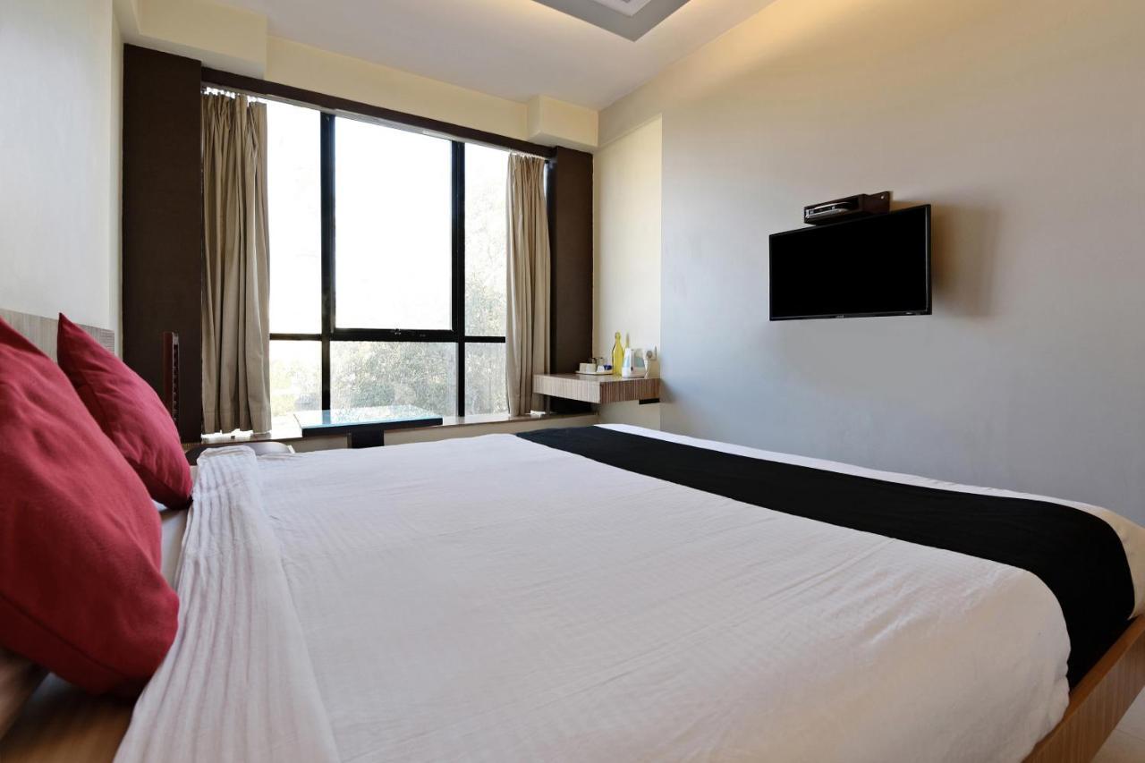 Capital O 18907 Apex Intercontinental Hotel