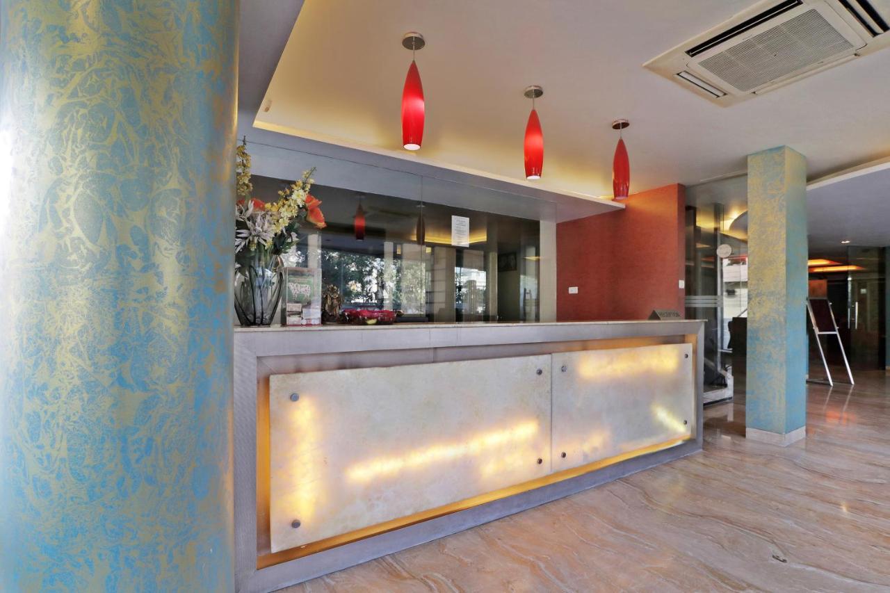 Capital O 18907 Apex Intercontinental 3* Jaipur