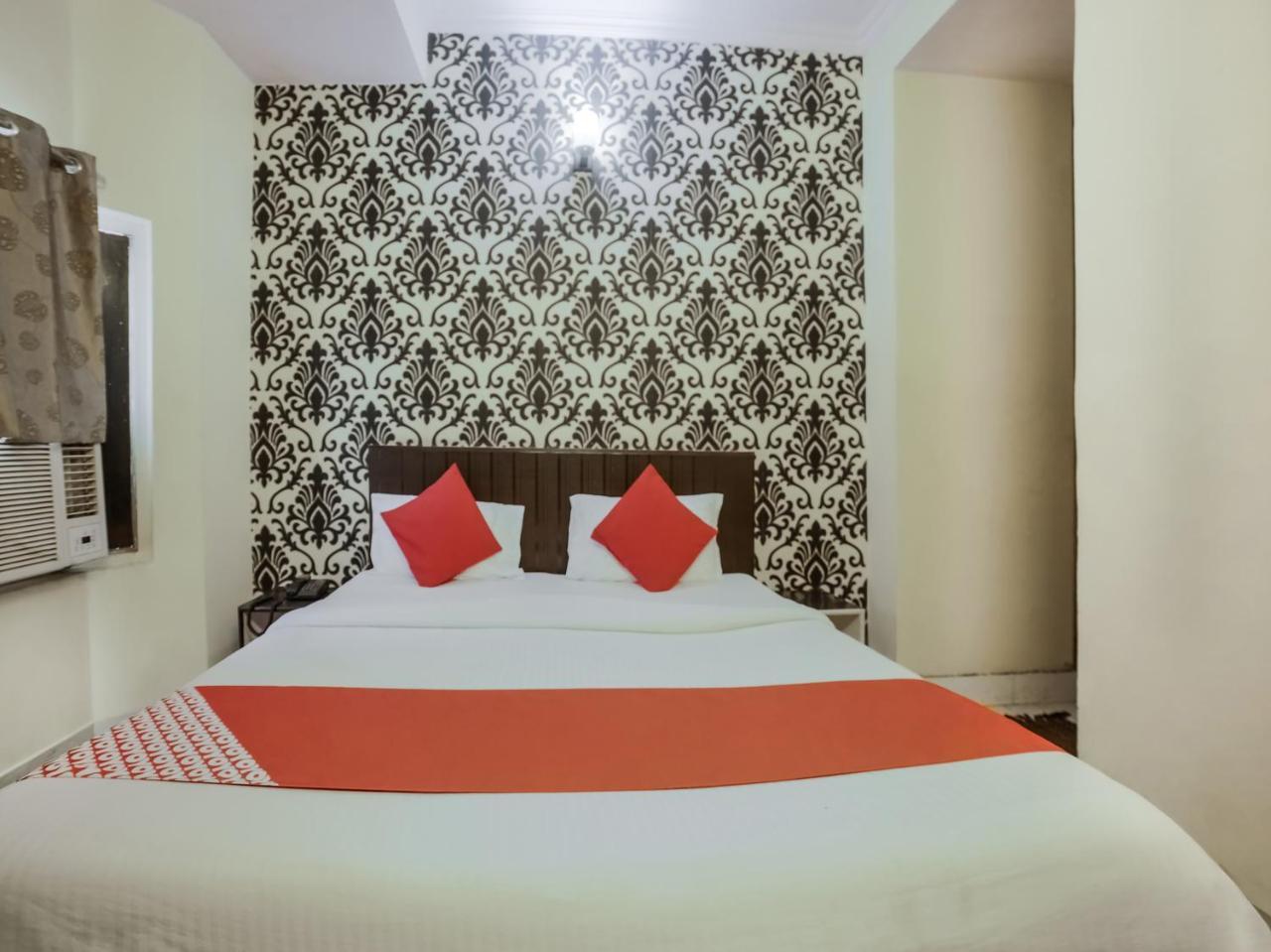 Hotel Oyo 3446 Sanjary Palace Jaipur
