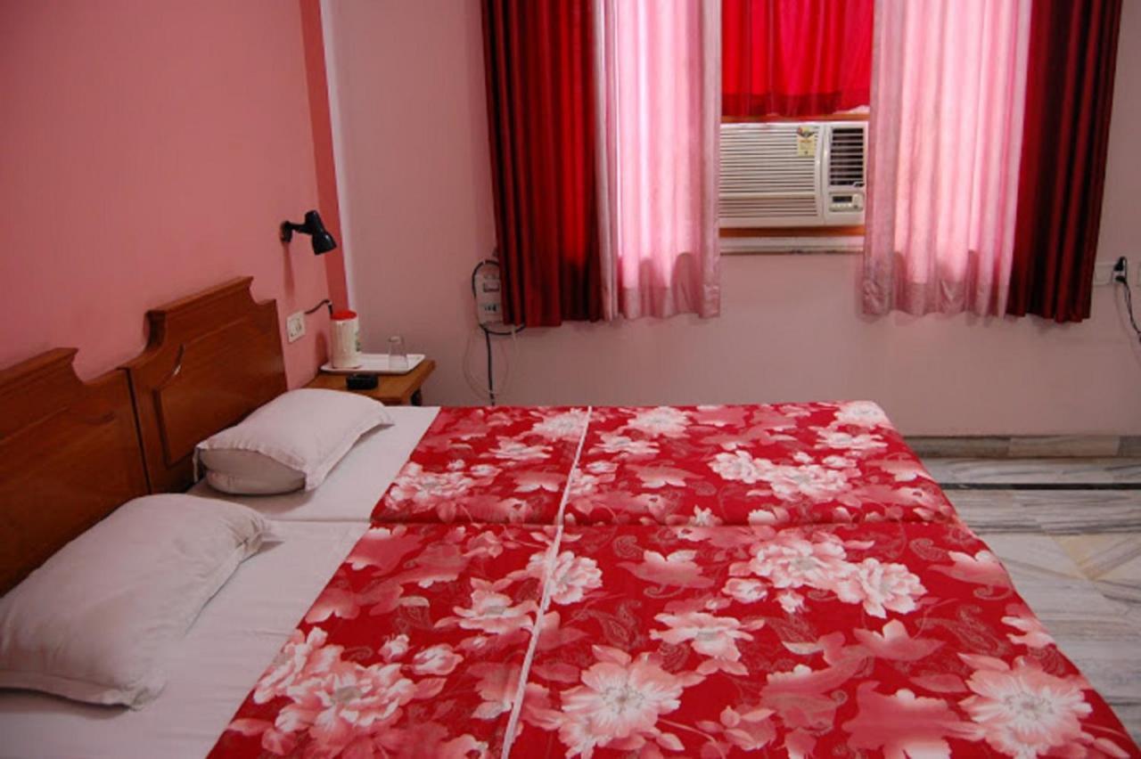 Madhav Palace Hotel