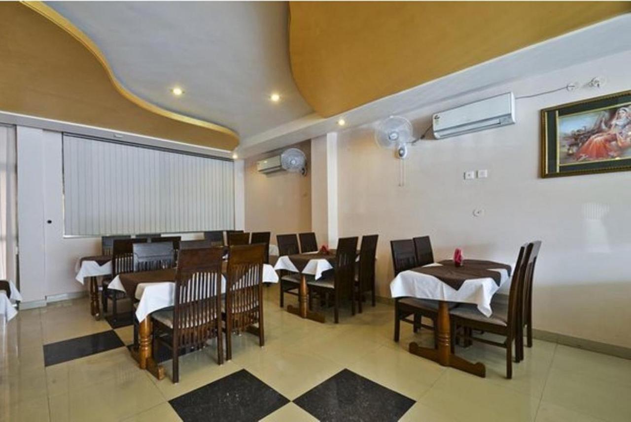 Hotel Paramount Jaipur