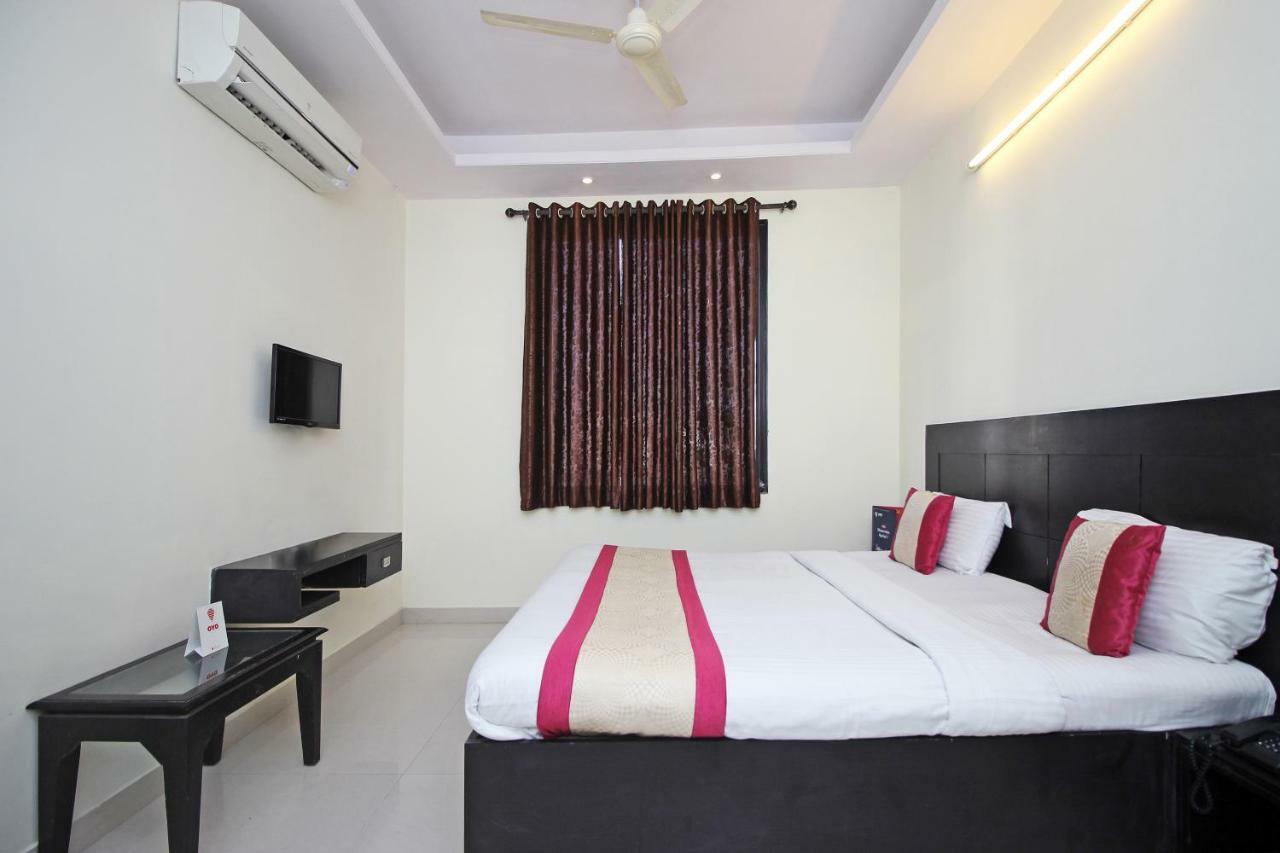 Hotel Oyo 5326 Pride