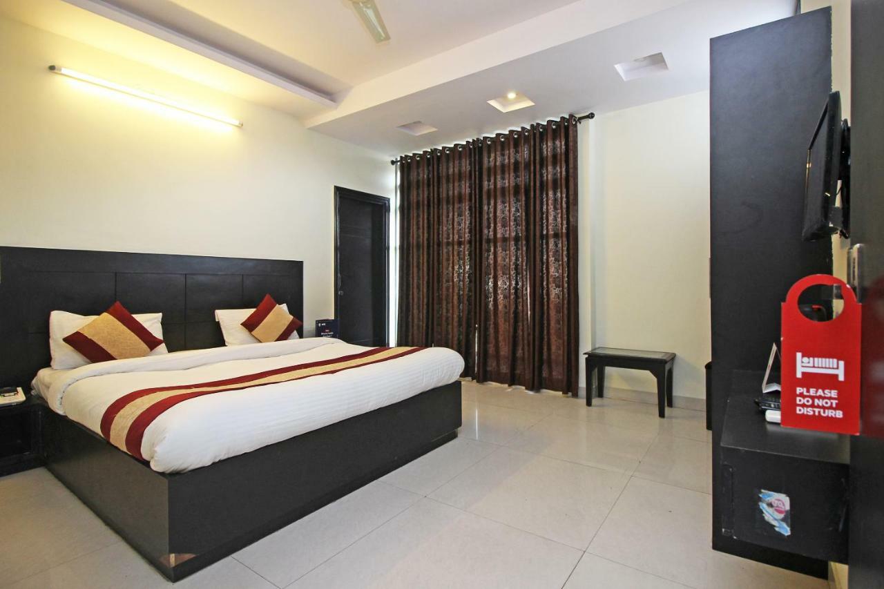 Hotel Oyo 5326 Pride