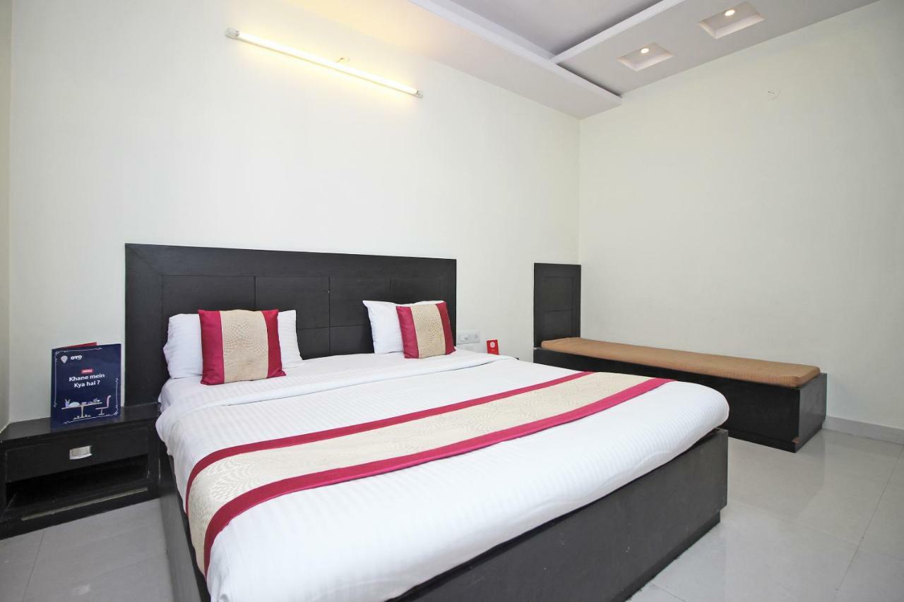 Oyo 5326 Pride 3* Jaipur