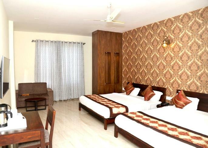 Hotel The Grand Kukas 3*