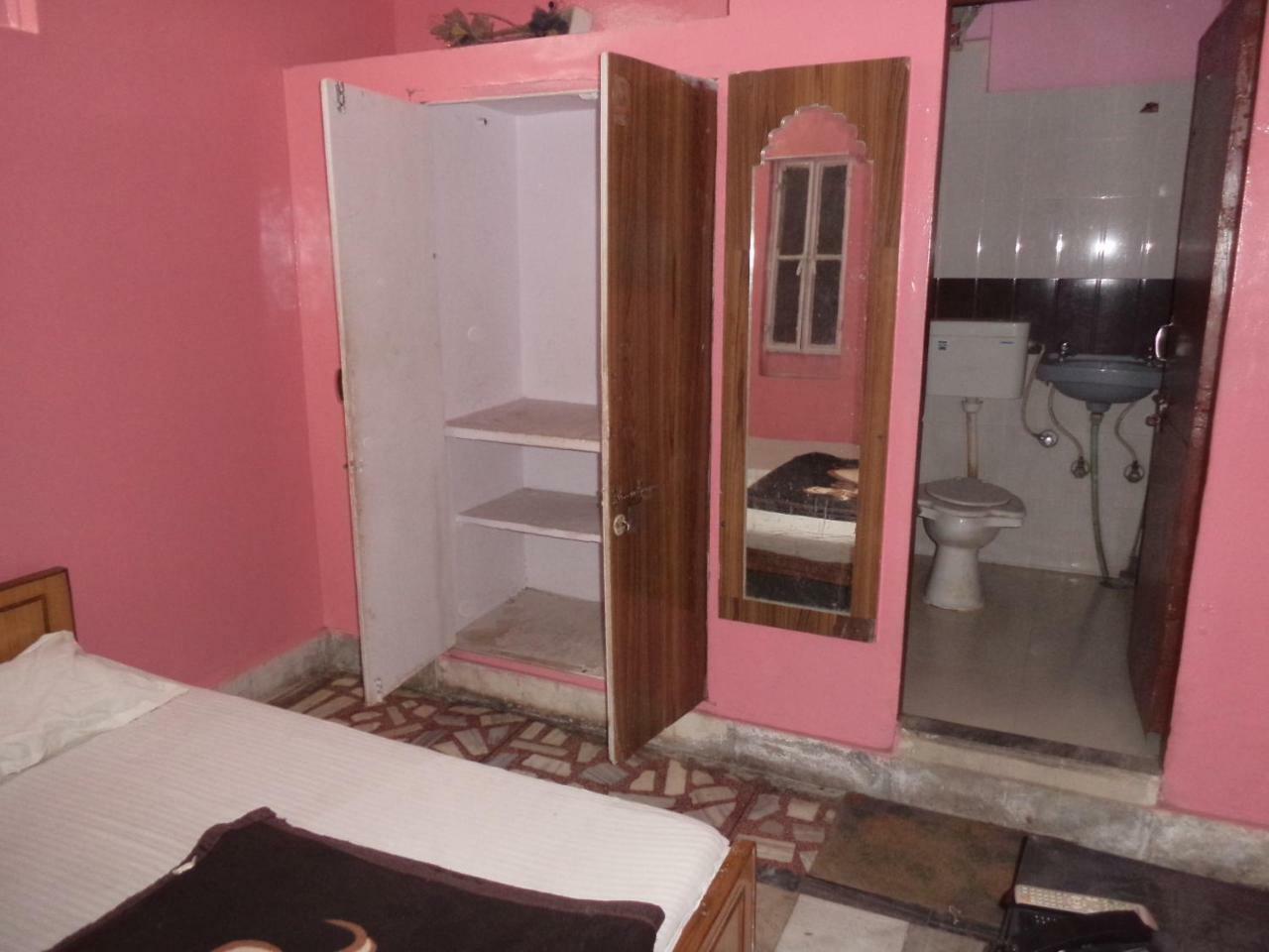 Hotel Gajraj Bari